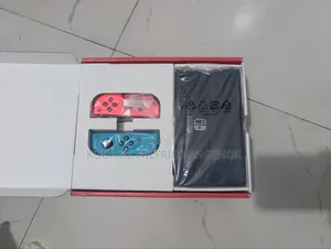 Console Nintendo Switch Oled – Avec Station D’Accueil Et Manette