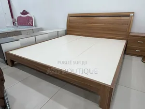 Lit Moderne Et Élégant