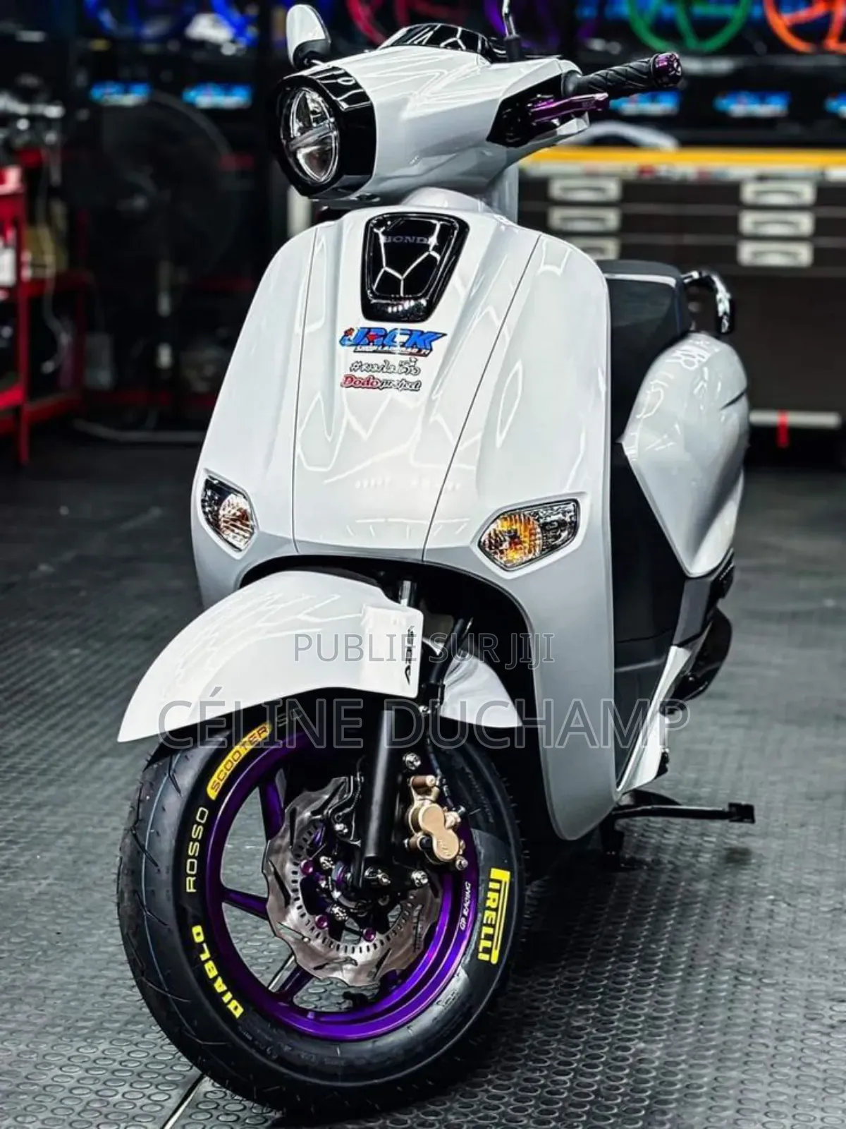 Nouveau Vespa Vespa 946 2025 Blanc