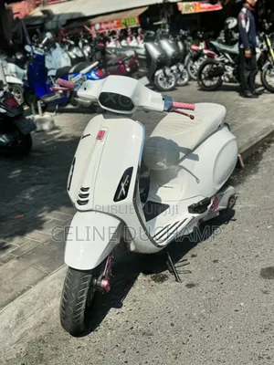 Nouveau Vespa Vespa 946 2025 Blanc