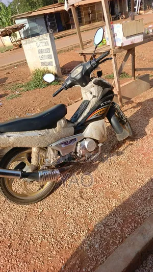 KTM Duke 125 2024 Noir