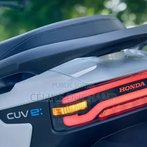 Nouveau Honda CG110 2025 Blanc