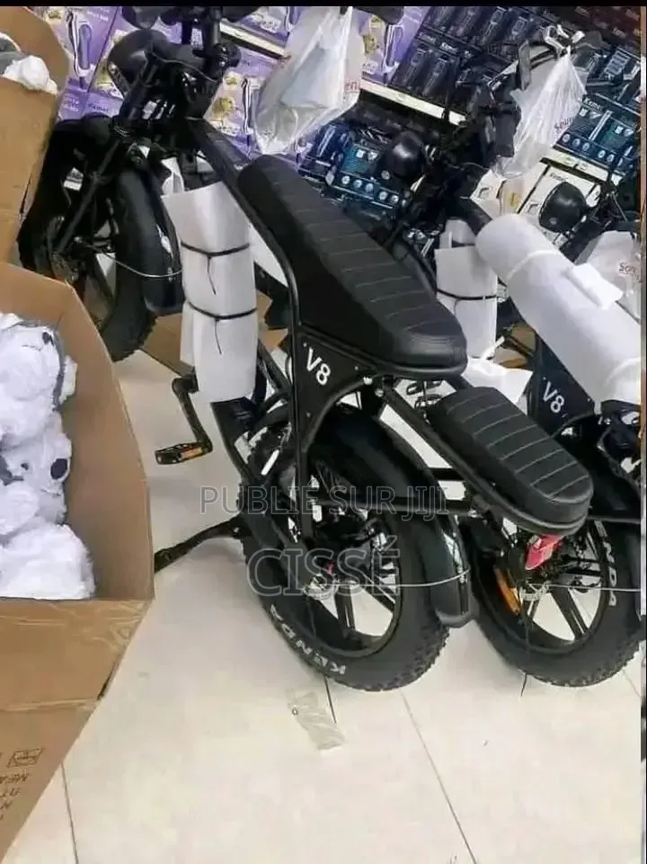 TVS Rockz 125 2026 Noir