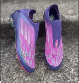 Chaussures Crampons Adidas