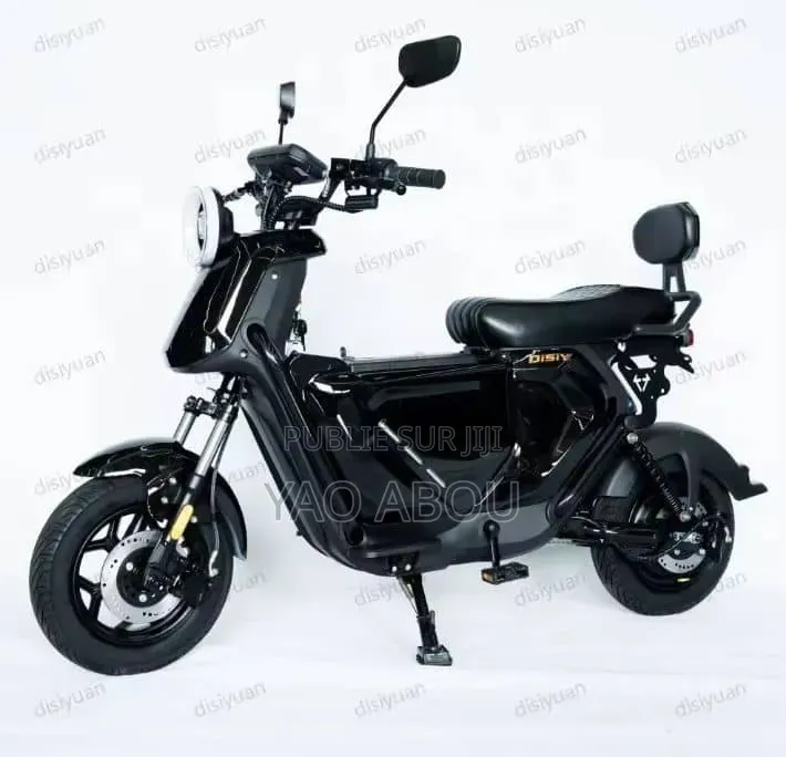 Nouveau Yamaha Crux 2025 Blanc