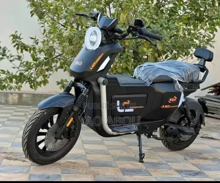 Nouveau Yamaha Crux 2025 Blanc