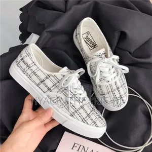 Vans Sneakers. Authentique Original P39-45 Style, Confort Class