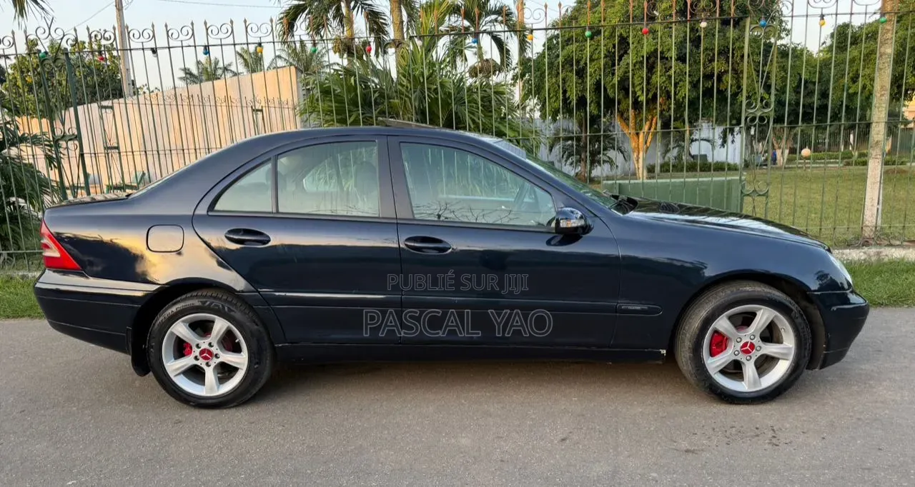 Mercedes-Benz C180 2007 Noir