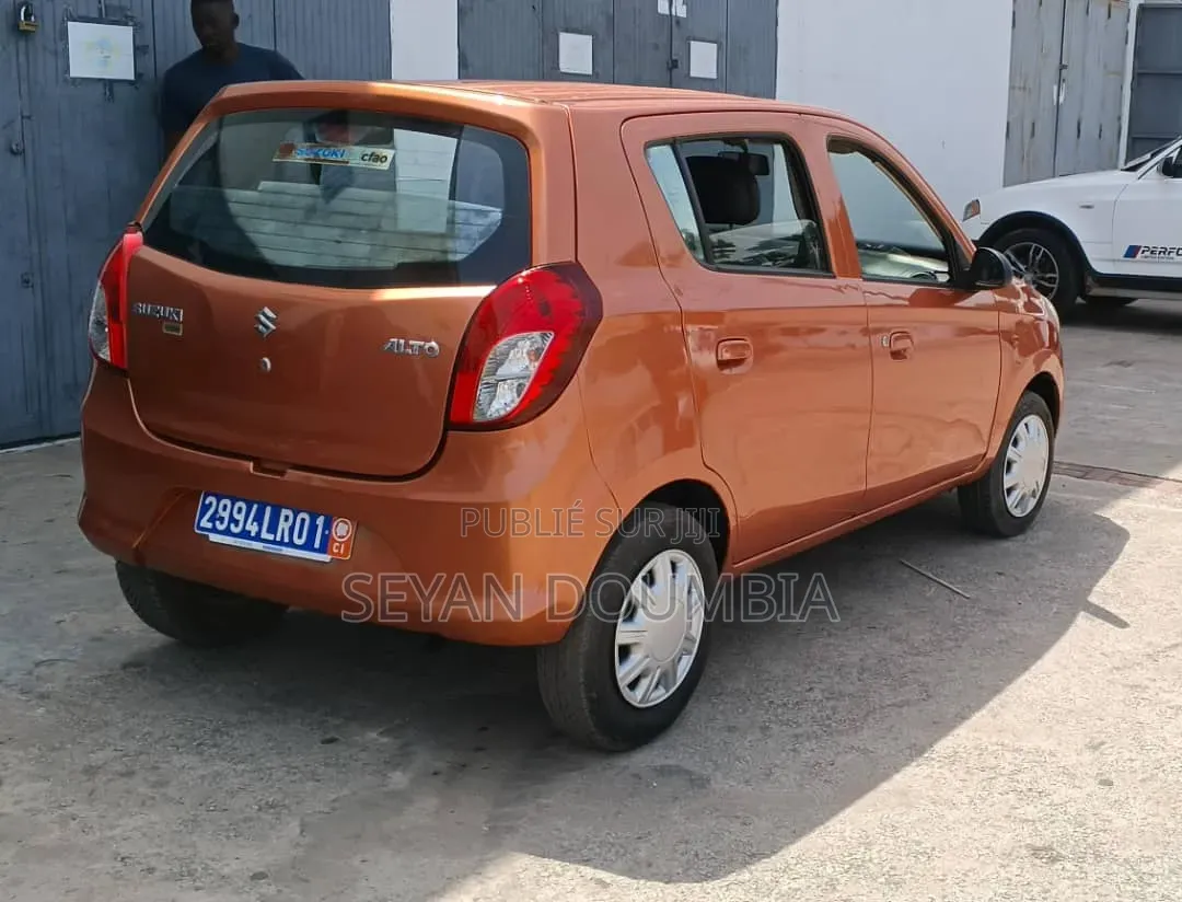Suzuki Alto 2023 Orange