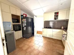 4chbre Villa dans Massa Immobilier, Deux Plateaux à Vendre