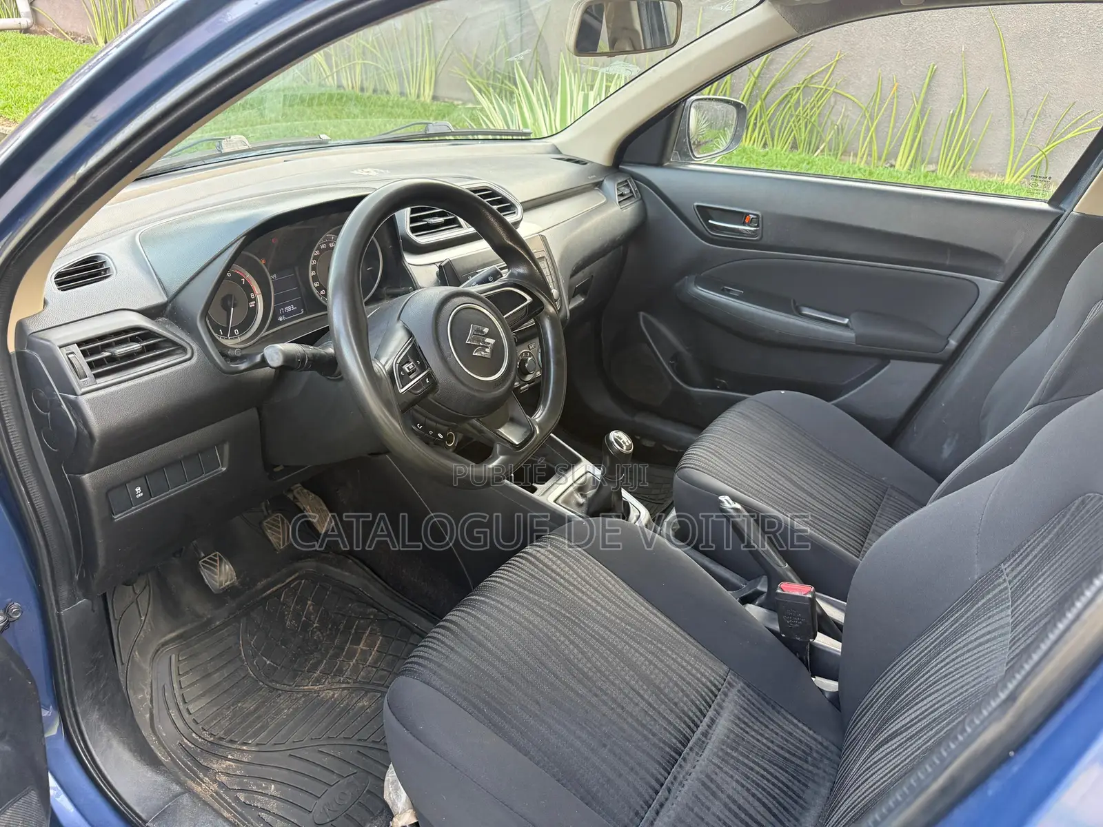 Suzuki Dzire 2023 Bleu