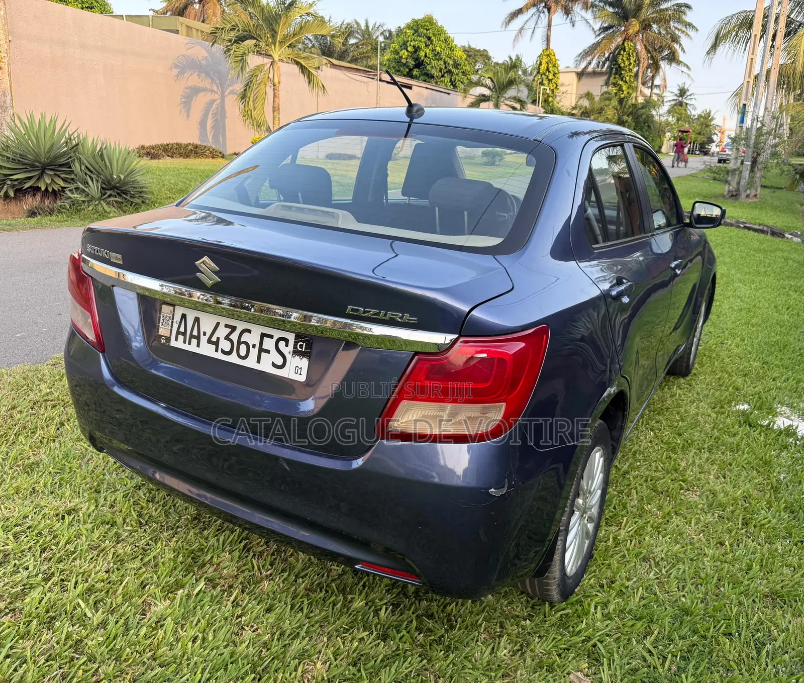 Suzuki Dzire 2023 Bleu
