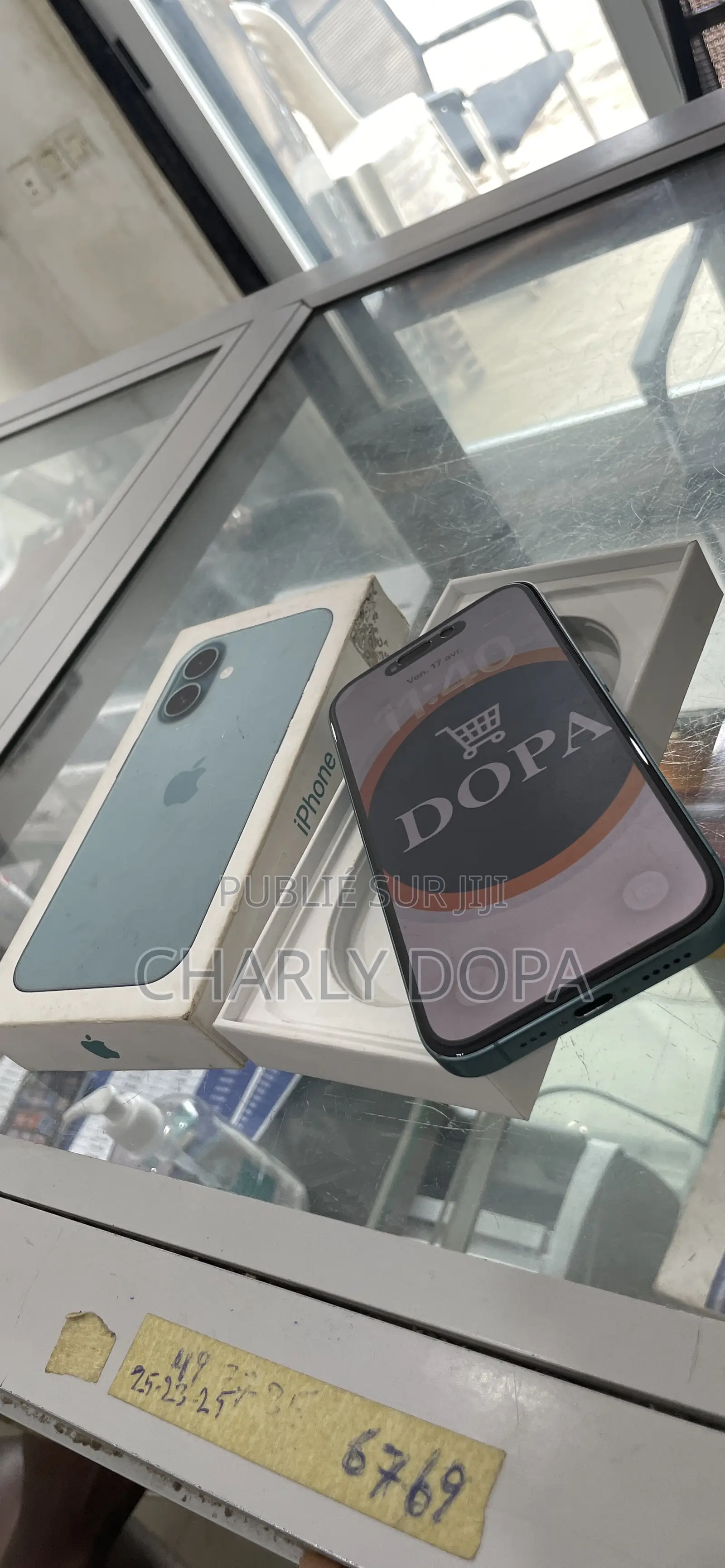 Apple iPhone 16 256 GB Vert
