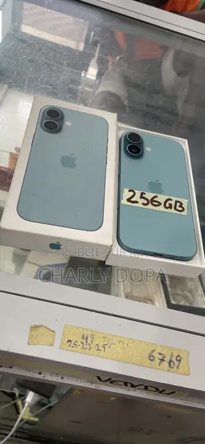 Apple iPhone 16 256 GB Vert