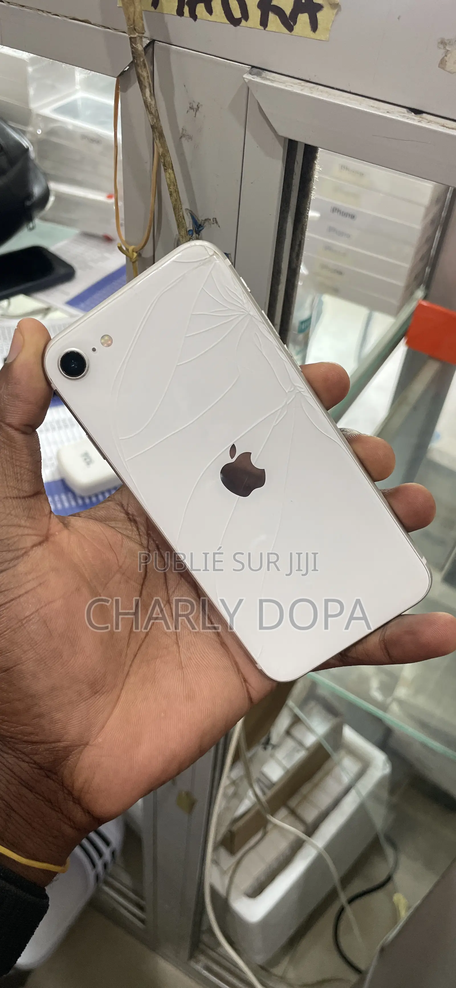 Apple iPhone SE (2022) 64 GB Blanc