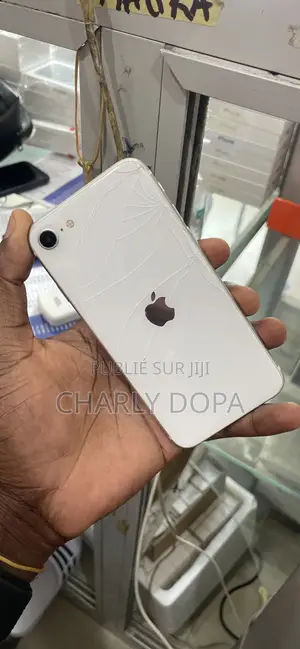 Apple iPhone SE (2022) 64 GB Blanc