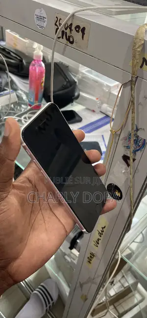 Apple iPhone SE (2022) 64 GB Blanc