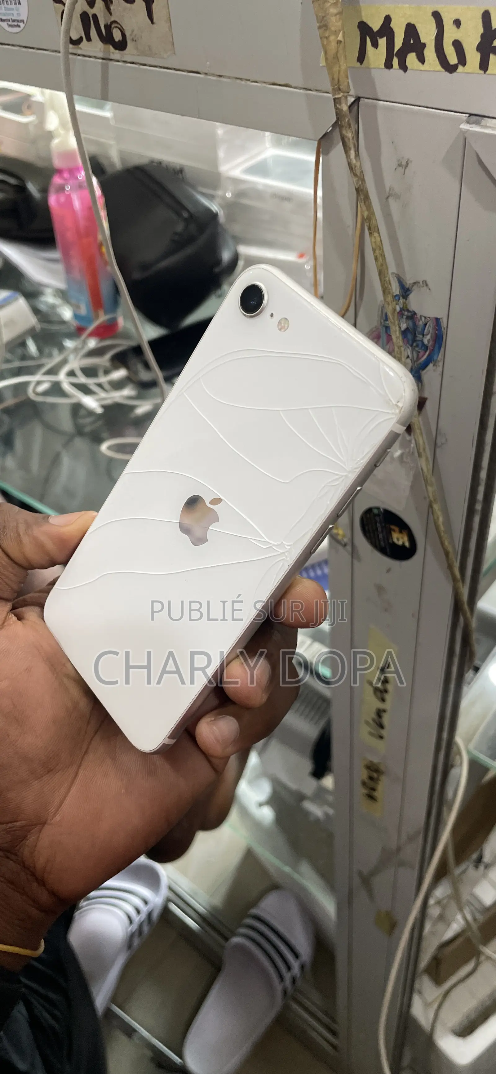 Apple iPhone SE (2022) 64 GB Blanc