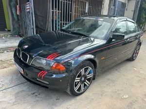 BMW 3 Series 316i RWD 2004 Noir