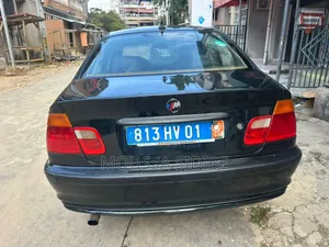 BMW 3 Series 316i RWD 2004 Noir