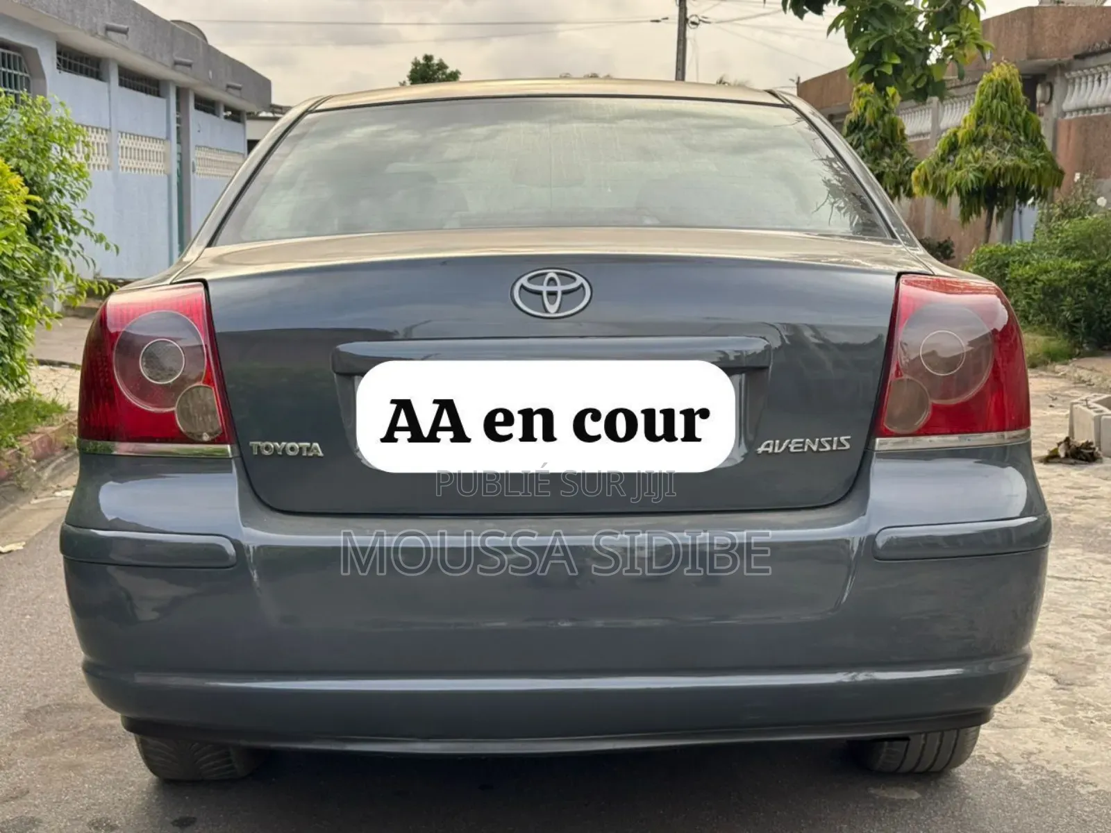 Toyota Avensis 1.8 C 2005 Gris