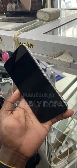 Apple iPhone 11 Pro Max 64 GB Blanc