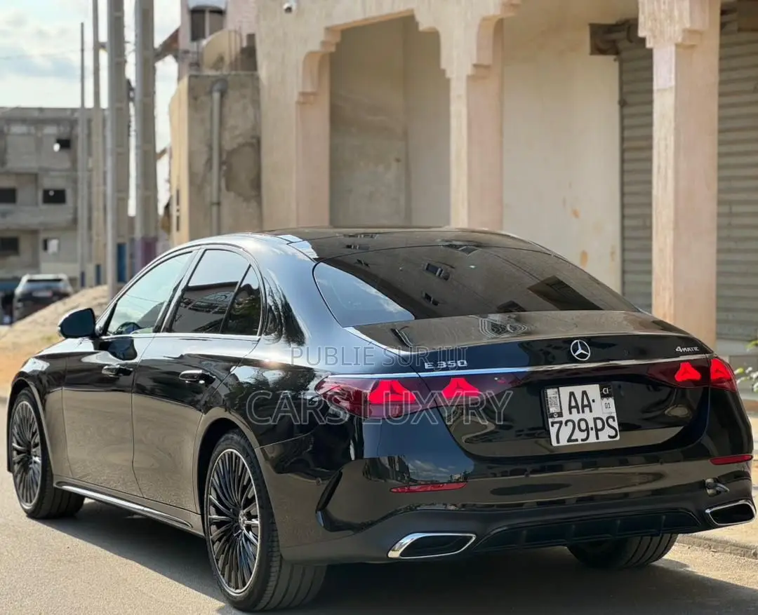 Nouveau Mercedes-Benz E350 2025 Noir
