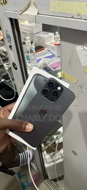 Apple iPhone 15 Pro 128 GB Noir