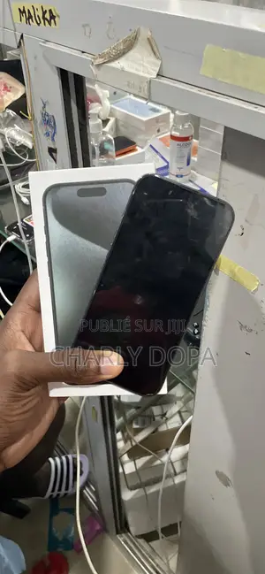 Apple iPhone 15 Pro 128 GB Noir
