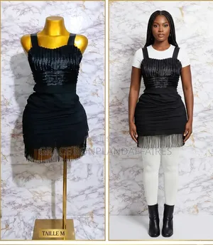 Haut Noir Àfranges Pour Femme.Solde : 1500fcfa