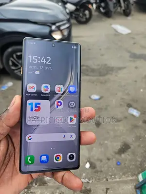 Tecno Camon 40 Pro 5G 256 GB Gris