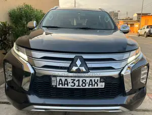 Mitsubishi Montero Sport 2024 Noir