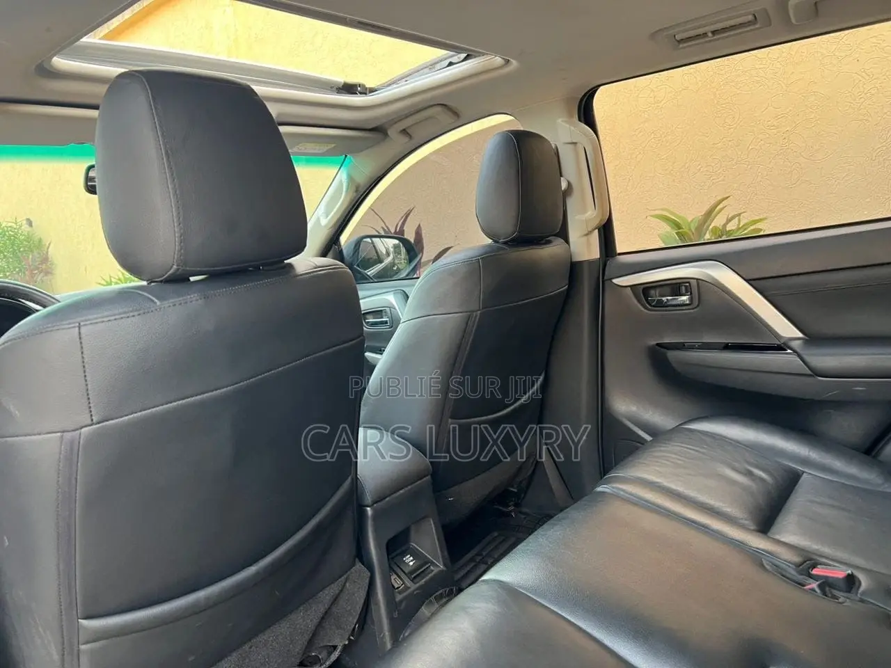 Mitsubishi Montero Sport 2024 Noir