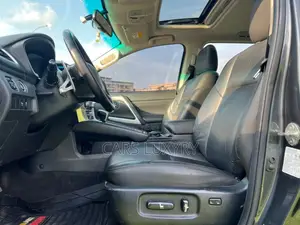 Mitsubishi Montero Sport 2024 Noir