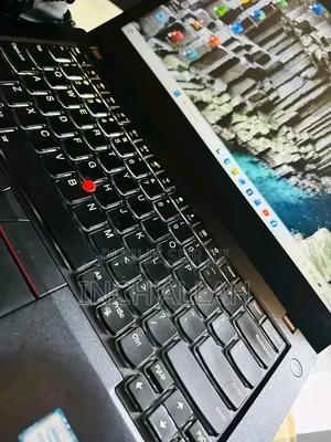 Serveur Lenovo ThinkSystem SD530 12GB Intel Core i7 SSHD+SSD 128GB