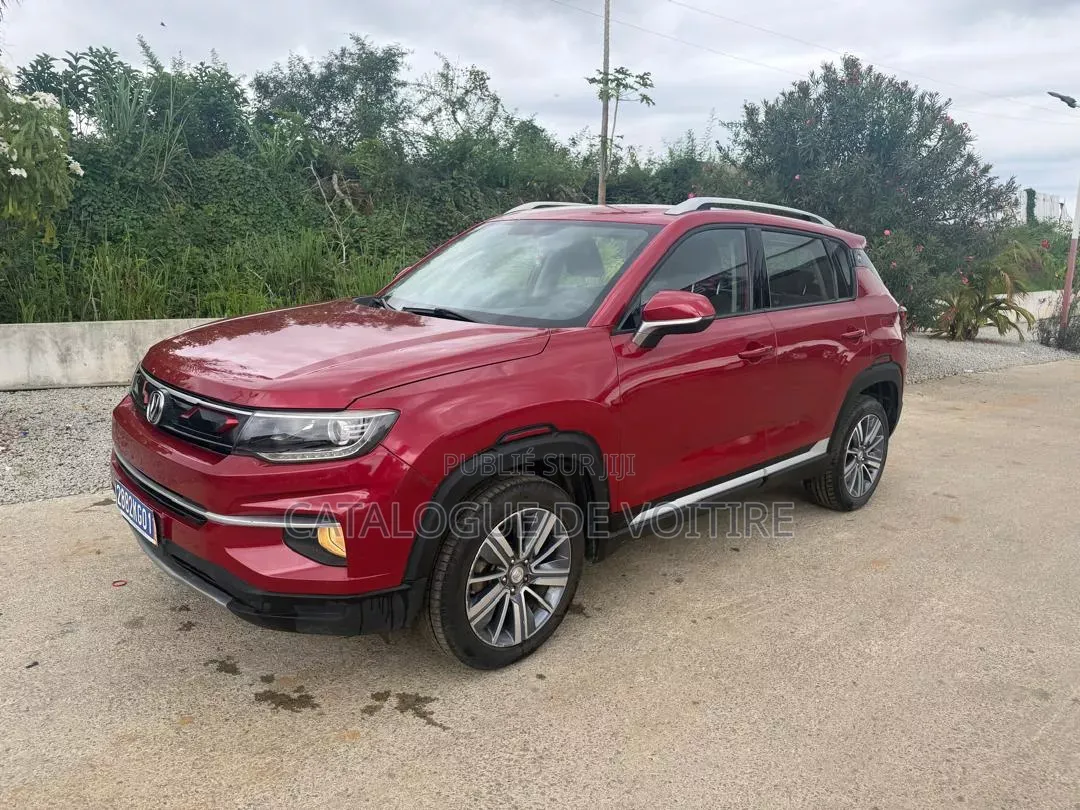Changan CS35 2021 Bordeaux