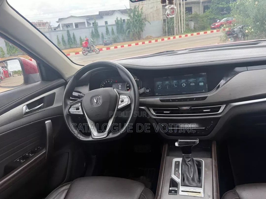 Changan CS35 2021 Bordeaux