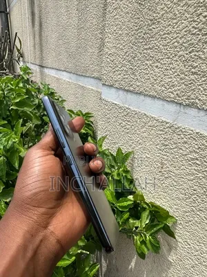 Nouveau Samsung Galaxy S21 5G 128 GB Noir