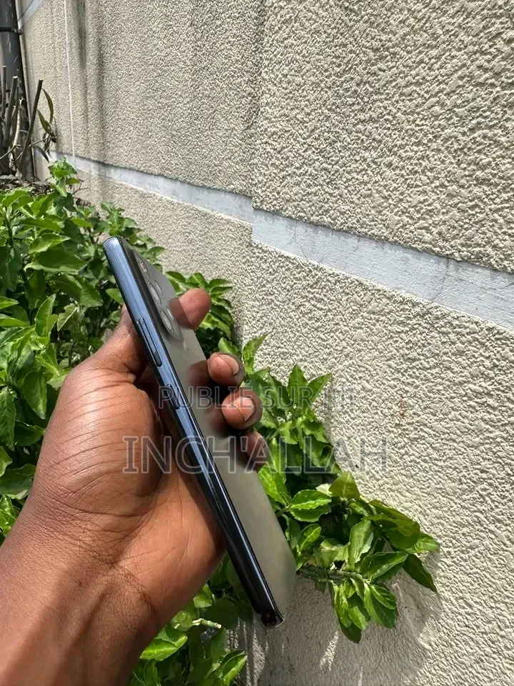 Nouveau Samsung Galaxy S21 5G 128 GB Noir
