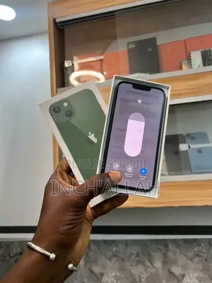 Nouveau Apple iPhone 13 256 GB Gris