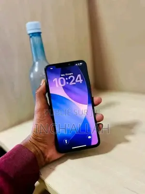 Nouveau Apple iPhone 11 128 GB Rouge