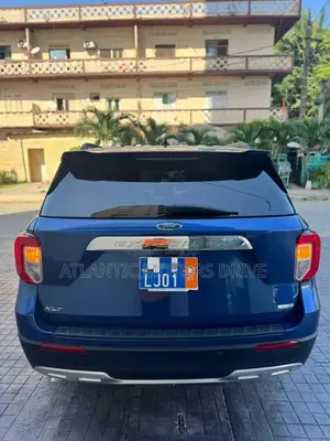 Ford Explorer XLT 2022 Bleu