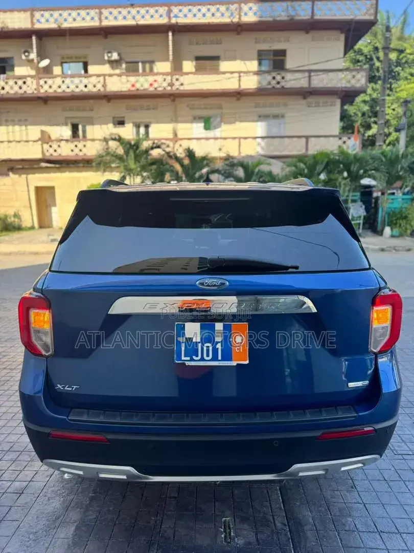 Ford Explorer XLT 2022 Bleu