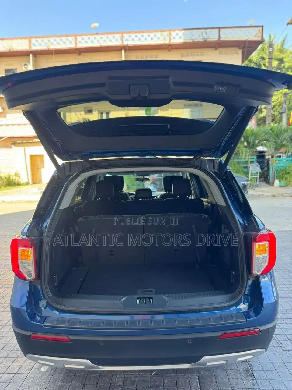Ford Explorer XLT 2022 Bleu