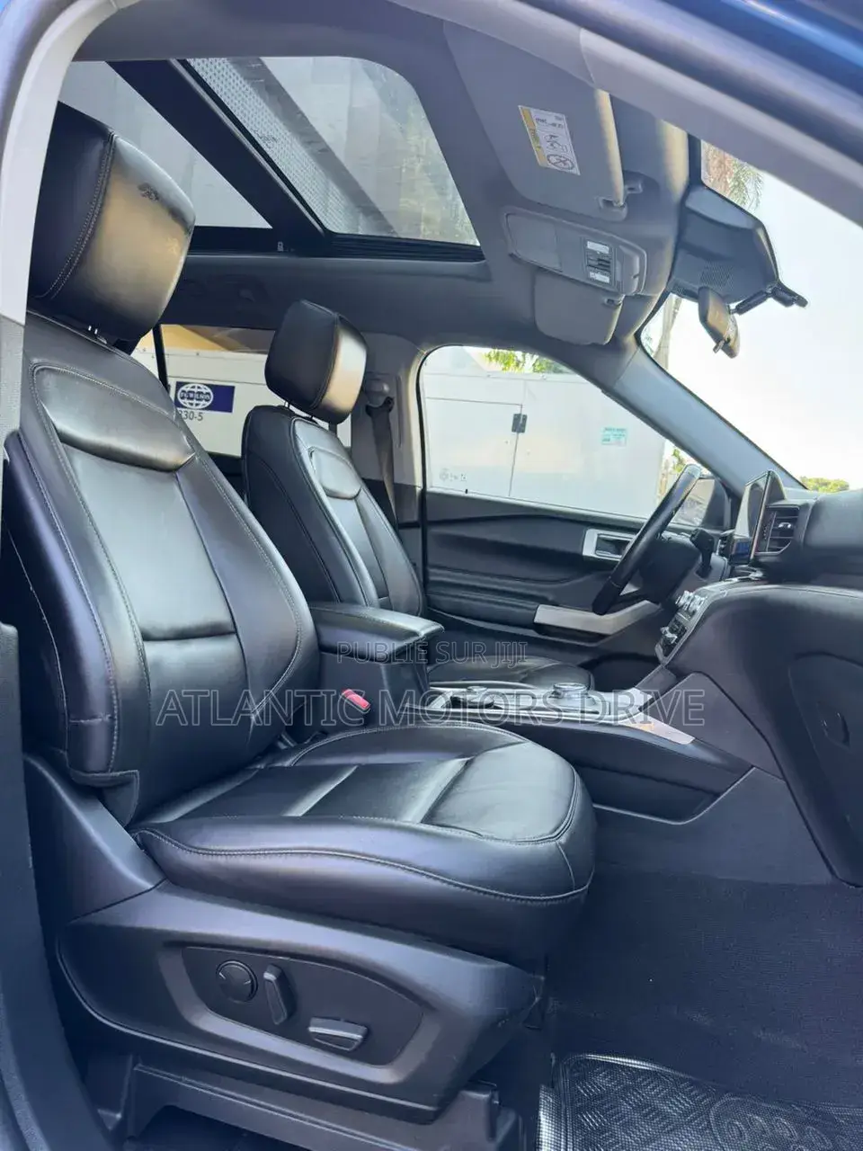 Ford Explorer XLT 2022 Bleu