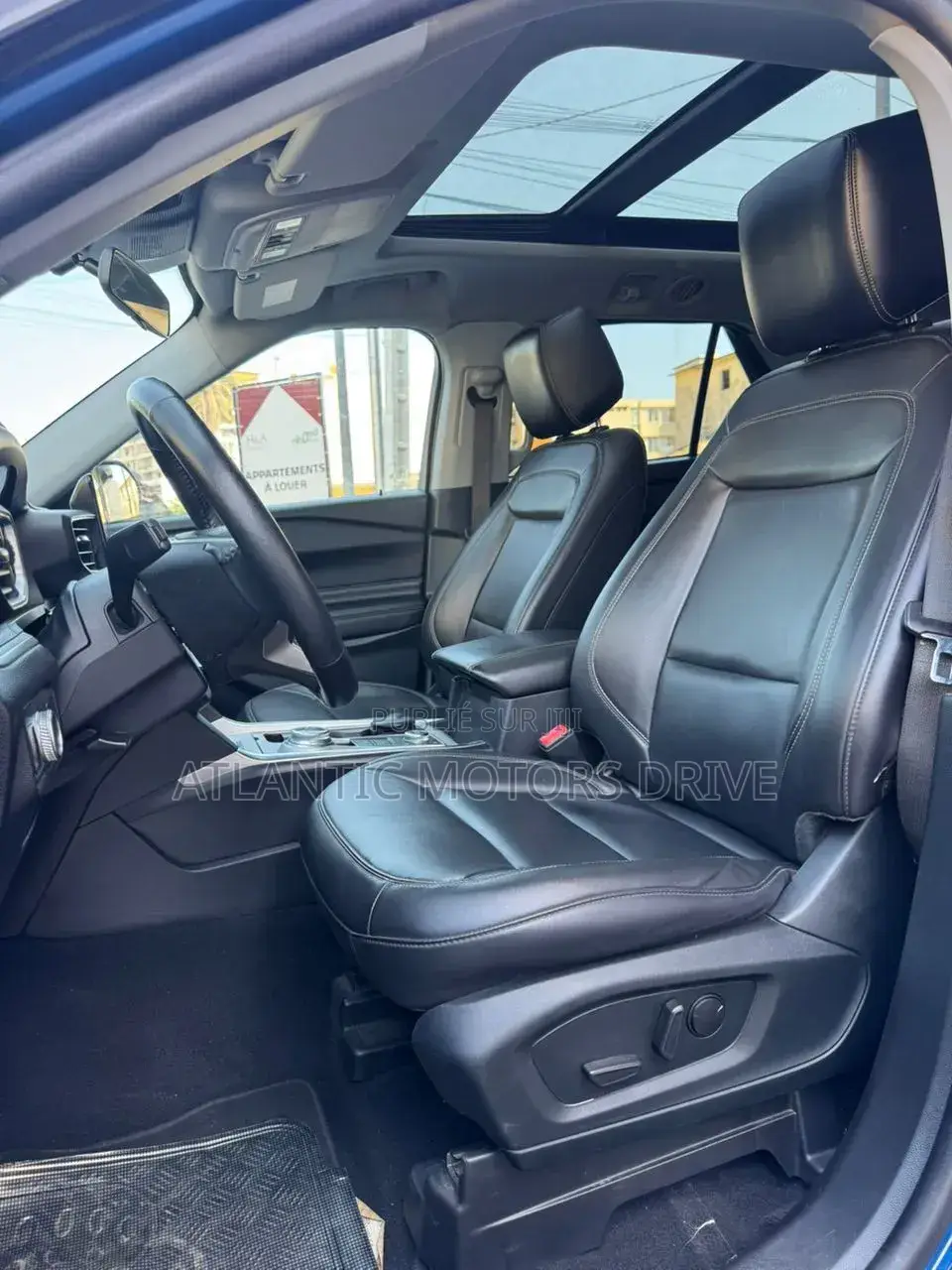 Ford Explorer XLT 2022 Bleu
