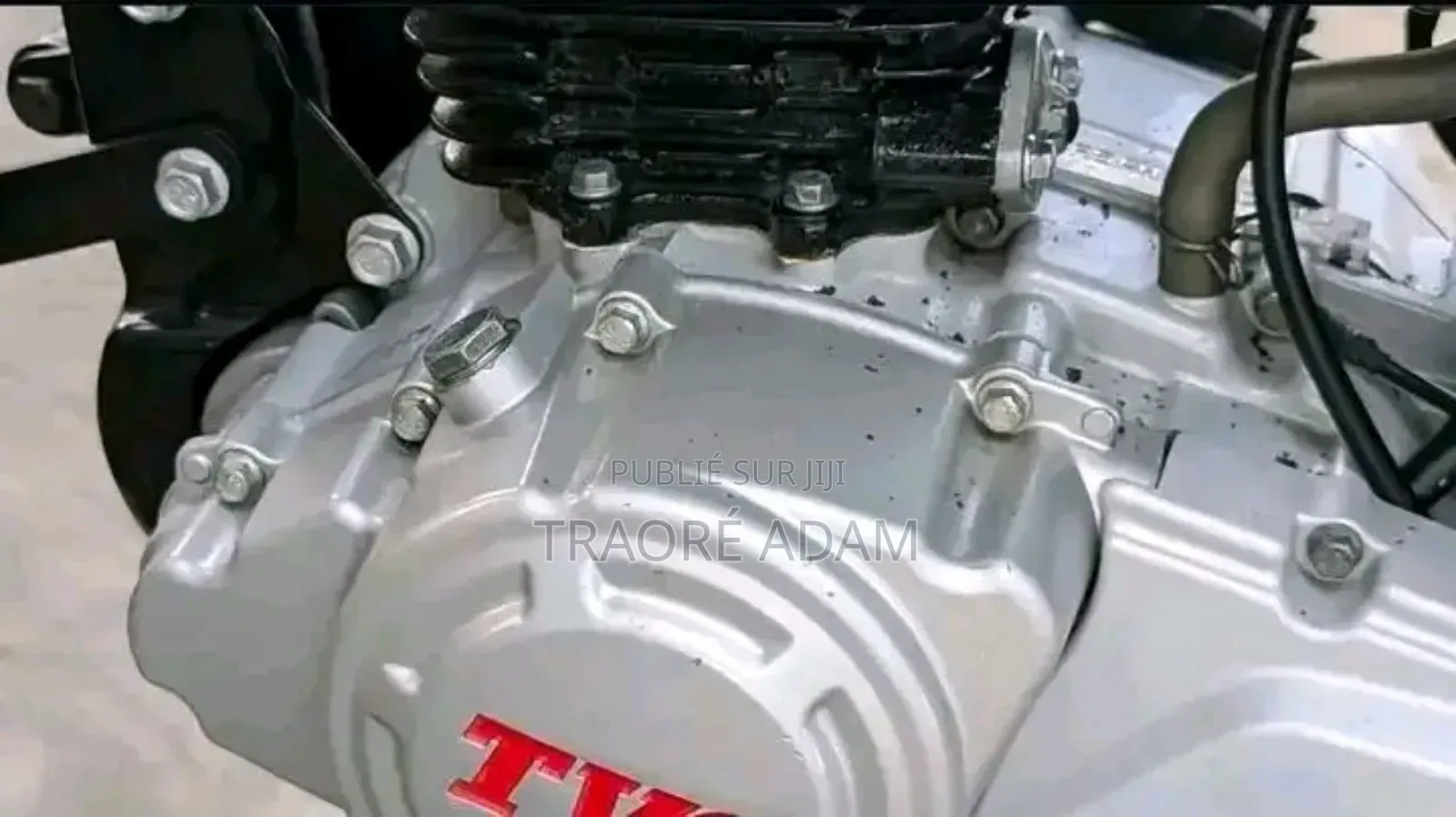 Nouveau TVS HLX 125 2024 Autre