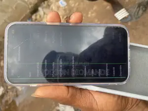 Nouveau Apple iPhone 13 128 GB Blanc