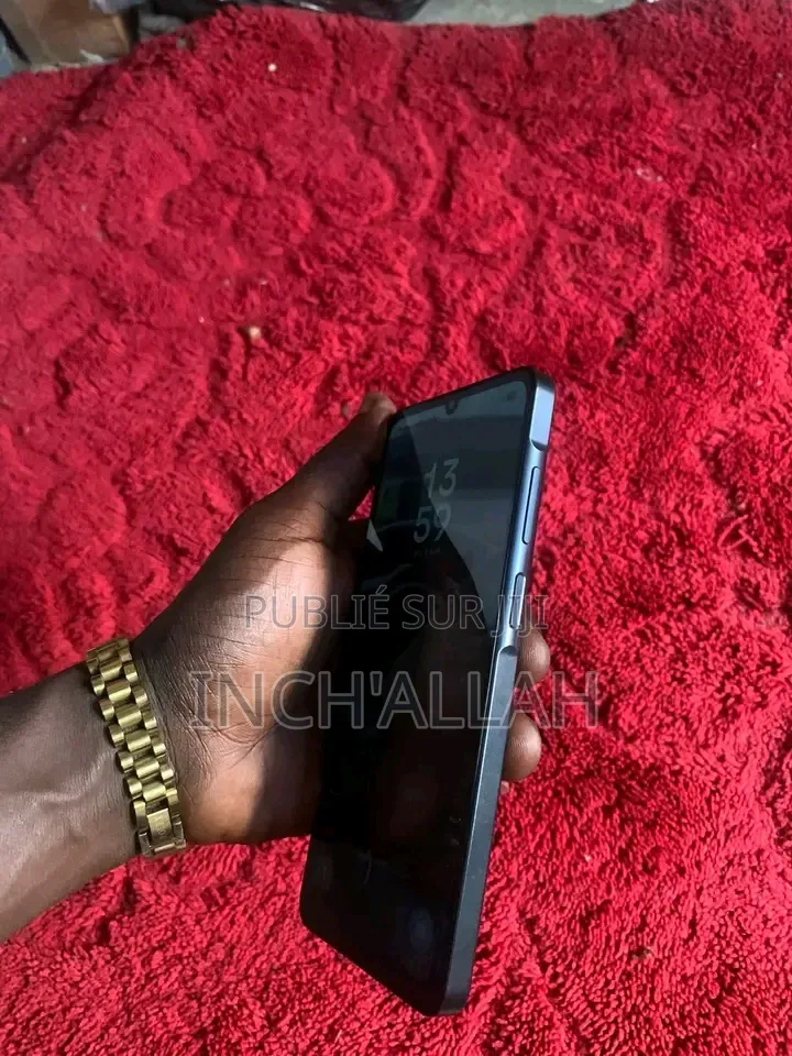 Nouveau Samsung Galaxy A06 128 GB Noir