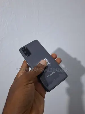 Samsung Galaxy S20 128 GB Gris